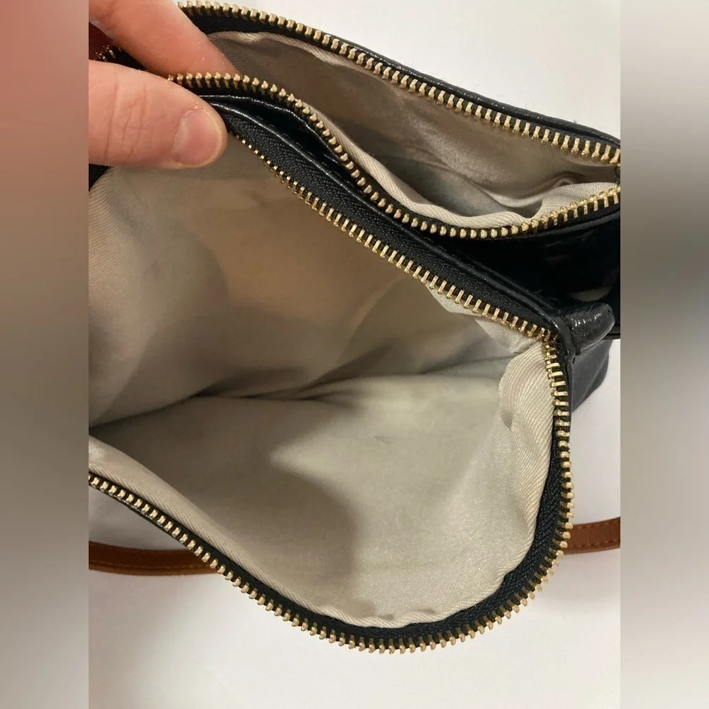 Valentina Italia genuine leather made in Italy black pebble textured bag purse